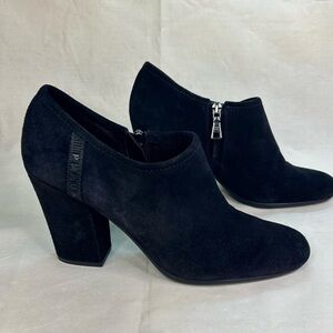 Prada Calzature Donna Black Suede Chunky Heel Ankle Boots Size 37 – Authentic